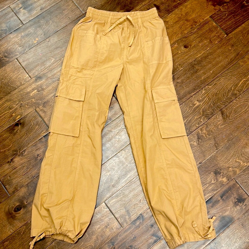 Aerie Cargo Pants NWT